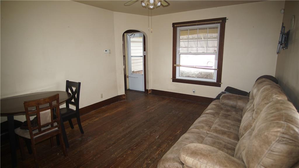 528 Roup Street Tarentum, PA 15084 - Photo 4 of 17 Gallery Image 4