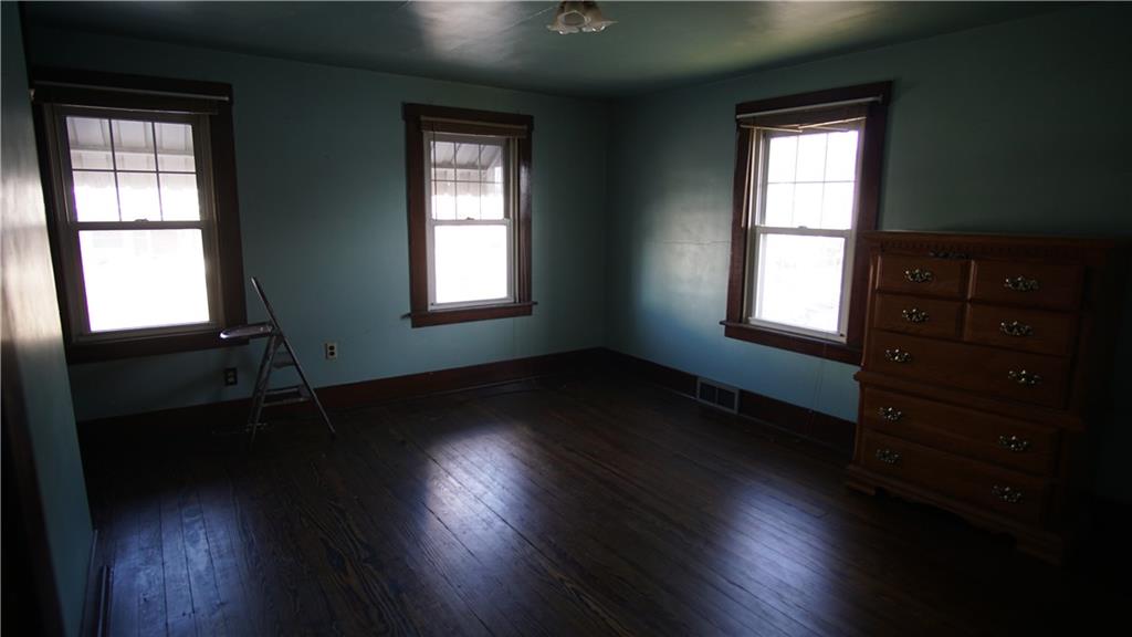 528 Roup Street Tarentum, PA 15084 - Photo 8 of 17 Gallery Image 8