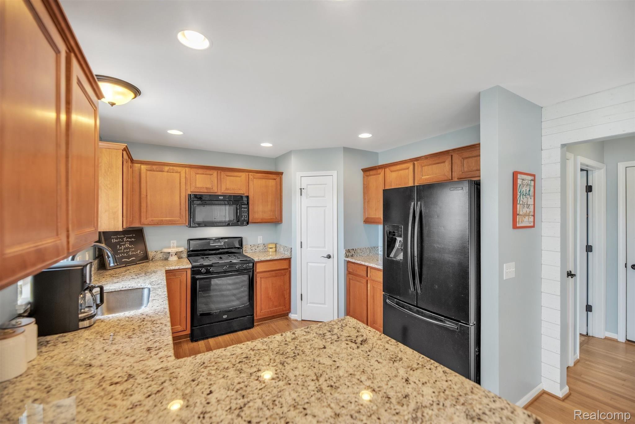 11256 Ford Road Brighton, MI 48116 - Photo 11 of 51 11-11256 Ford Rd-Windowstill Real Estate Photography-11.jpg