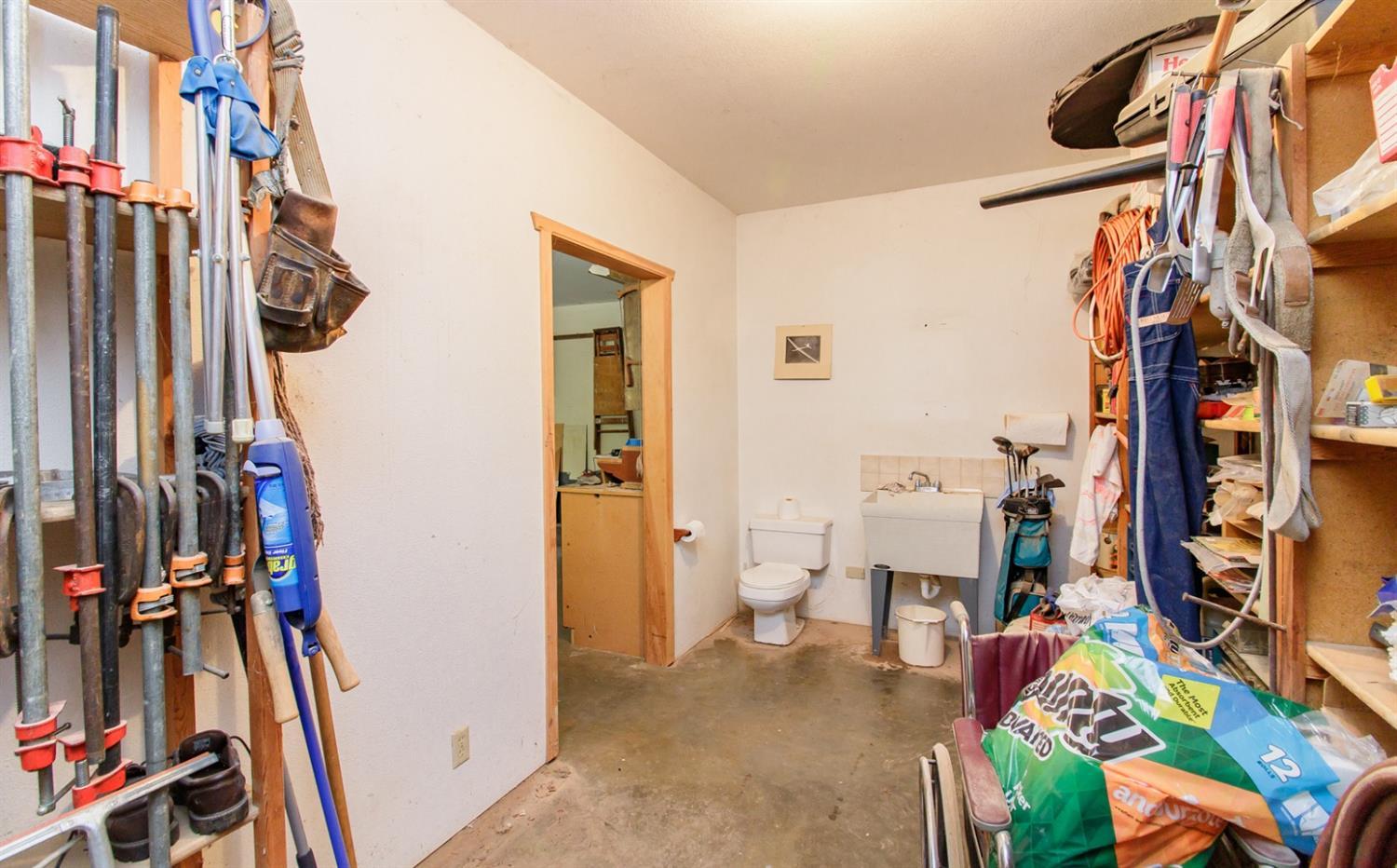 1122 Marcy Loop Road Grants Pass, OR 97527 - Photo 29 of 33 Additional Photo