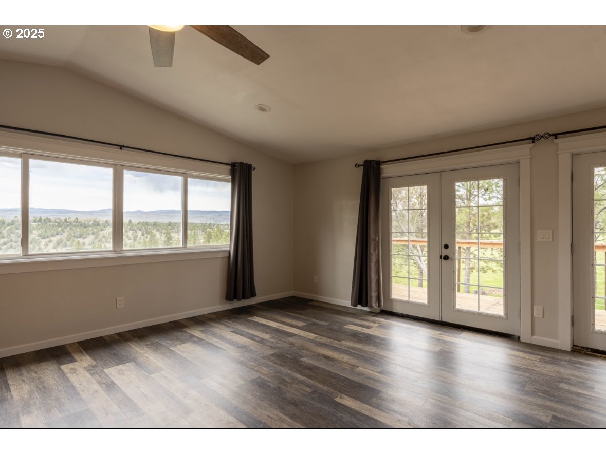 49988 Pine Haven Road Canyon City, OR 97820 - Photo 18 of 41