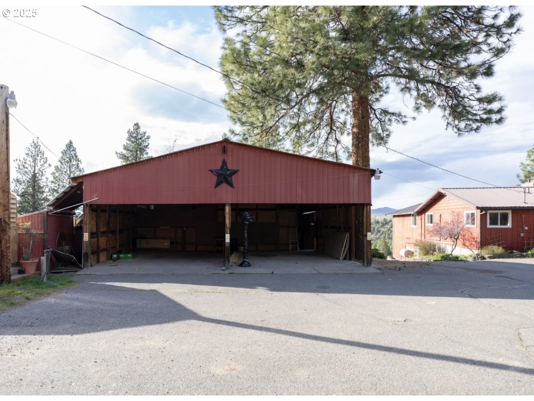 49988 Pine Haven Road Canyon City, OR 97820 - Photo 37 of 41