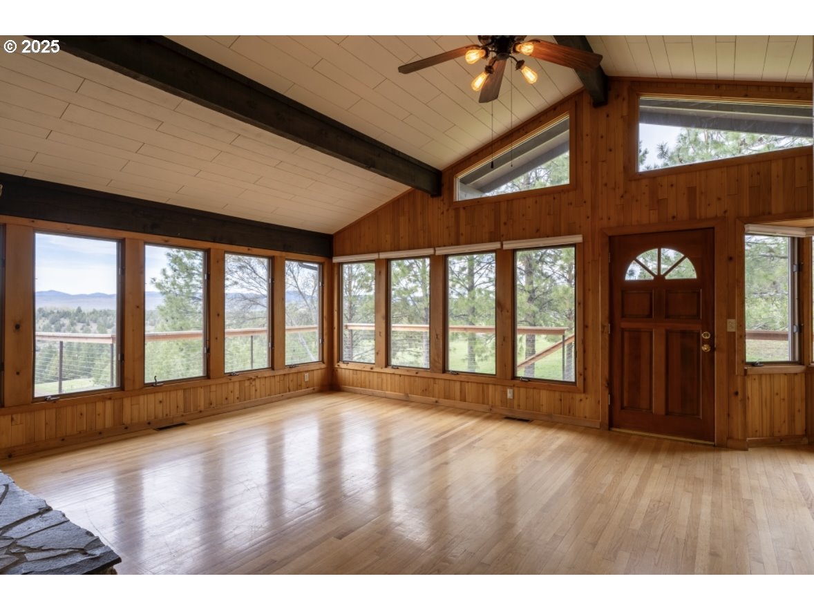 49988 Pine Haven Road Canyon City, OR 97820 - Photo 9 of 41