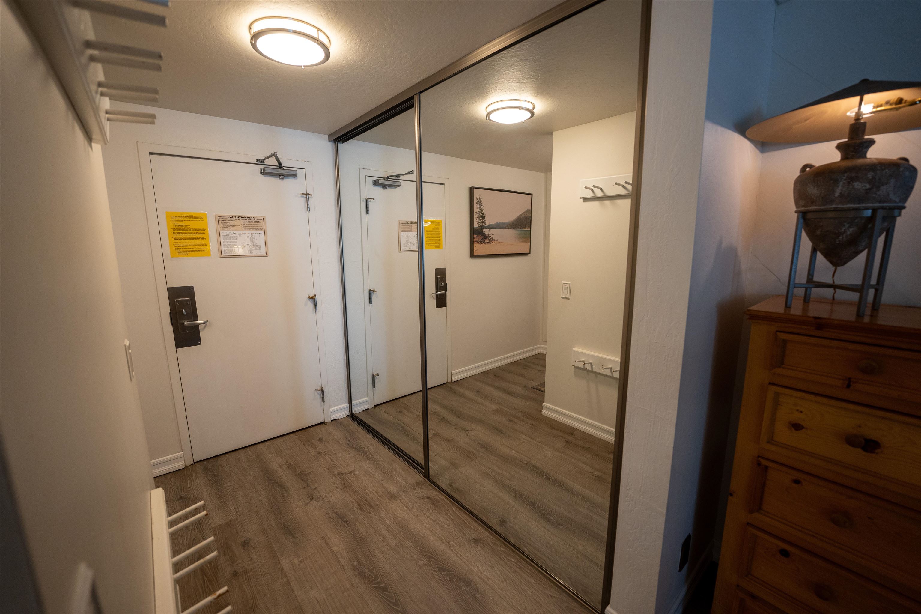 15775 Donner Pass Road, Unit 115 Truckee, CA 96161 - Photo 8 of 20 Gallery Image 8