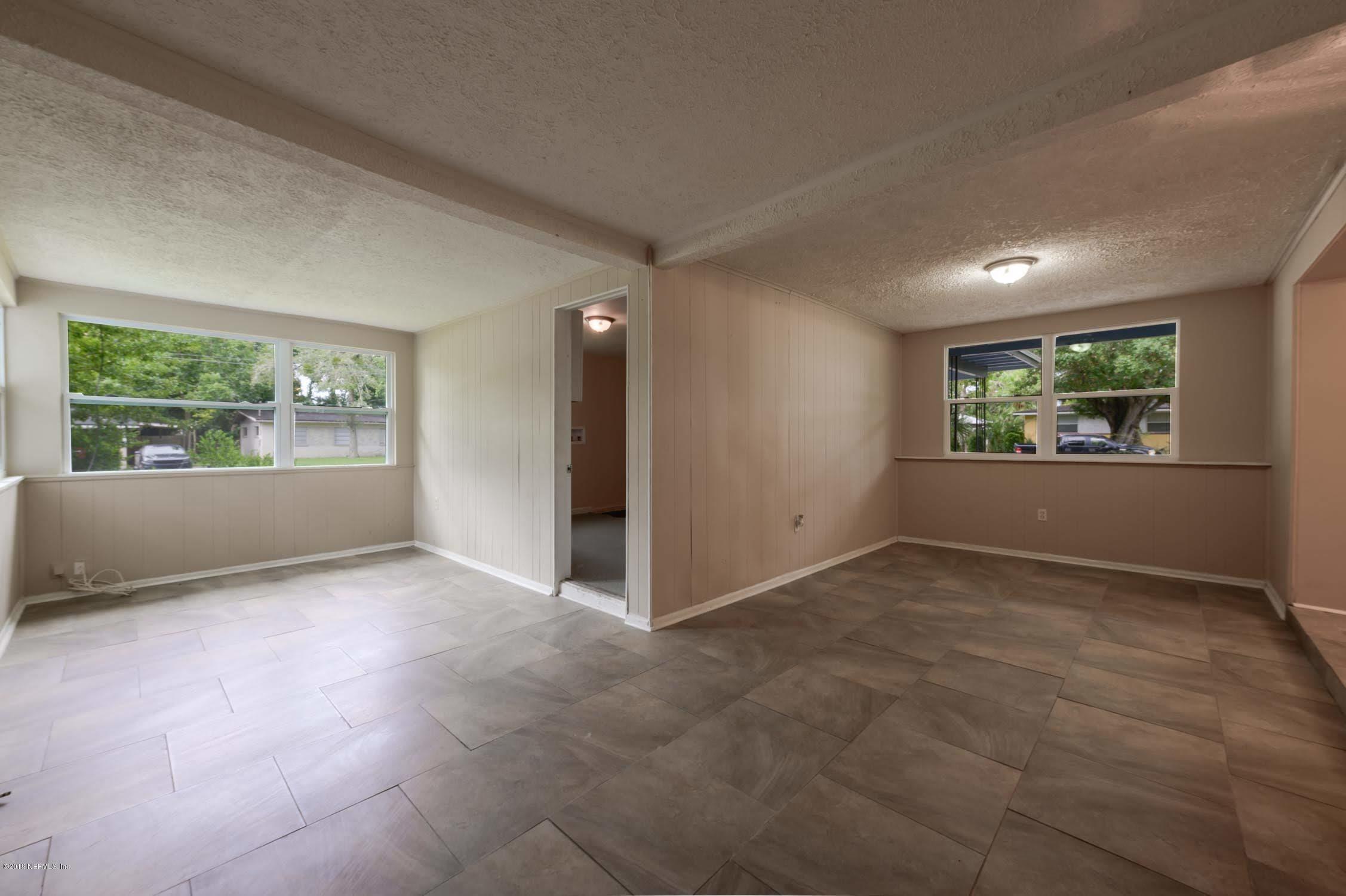 4839 Andromeda Road Jacksonville, FL 32210 - Photo 7 of 33 2019_08_18 4839 Andromeda RD-035-living