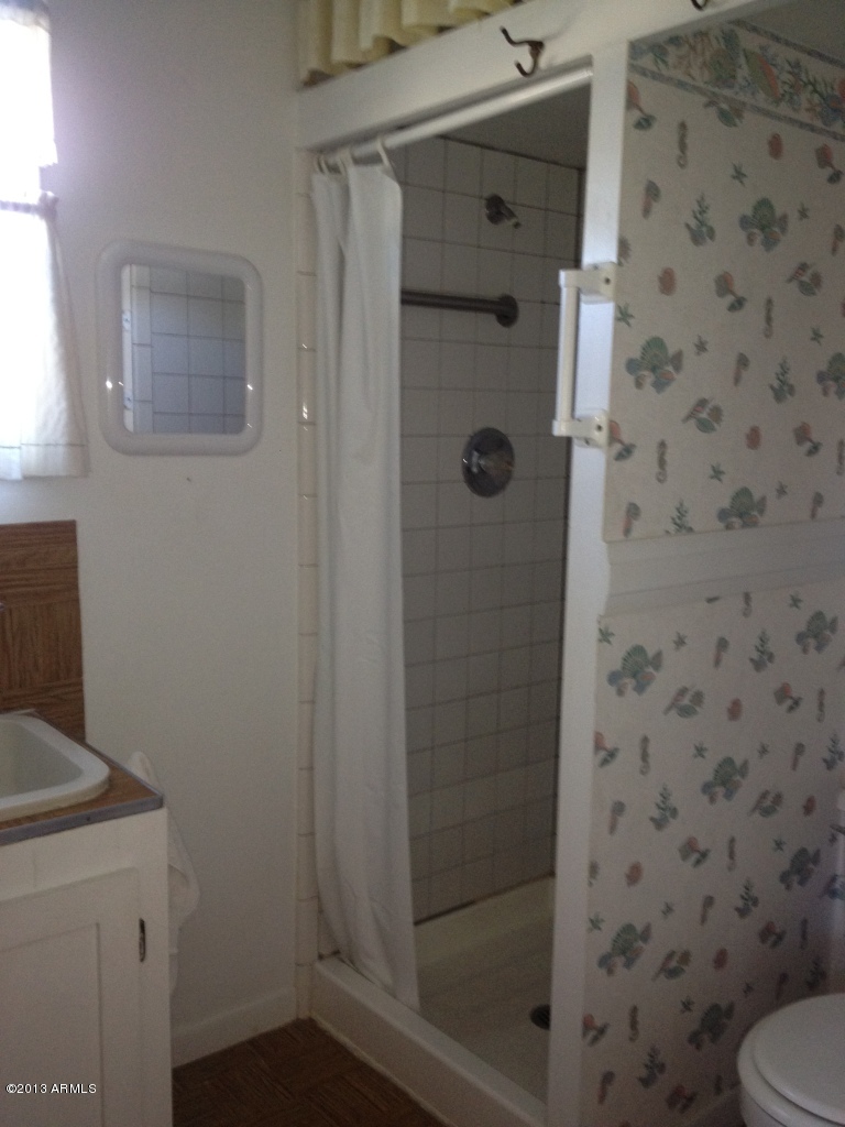 3111 East Charter Oak Road Phoenix, AZ 85032 - Photo 15 of 25 Bathroom