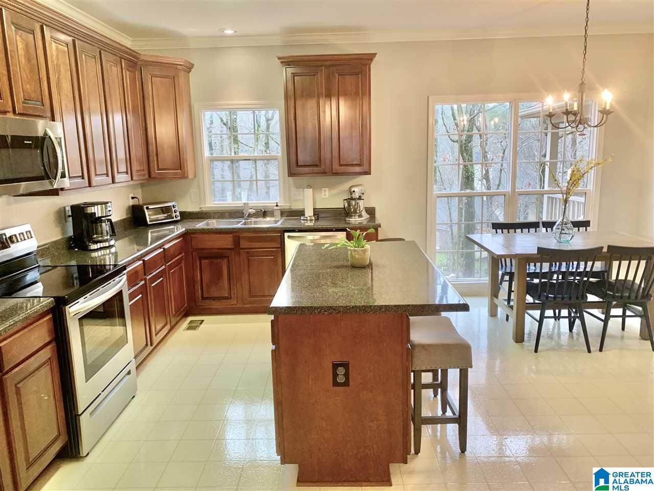 246 Weatherly Club Drive Alabaster, AL 35007 - Photo 18 of 48