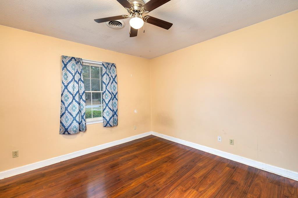 707 West Hampton Avenue Sumter, SC 29150 - Photo 39 of 46