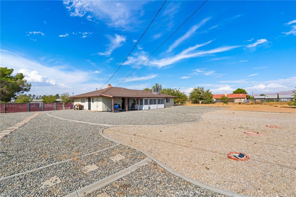 20971 Thunderbird Road Apple Valley, CA 92307 - Photo 29 of 40 Gallery Image 29