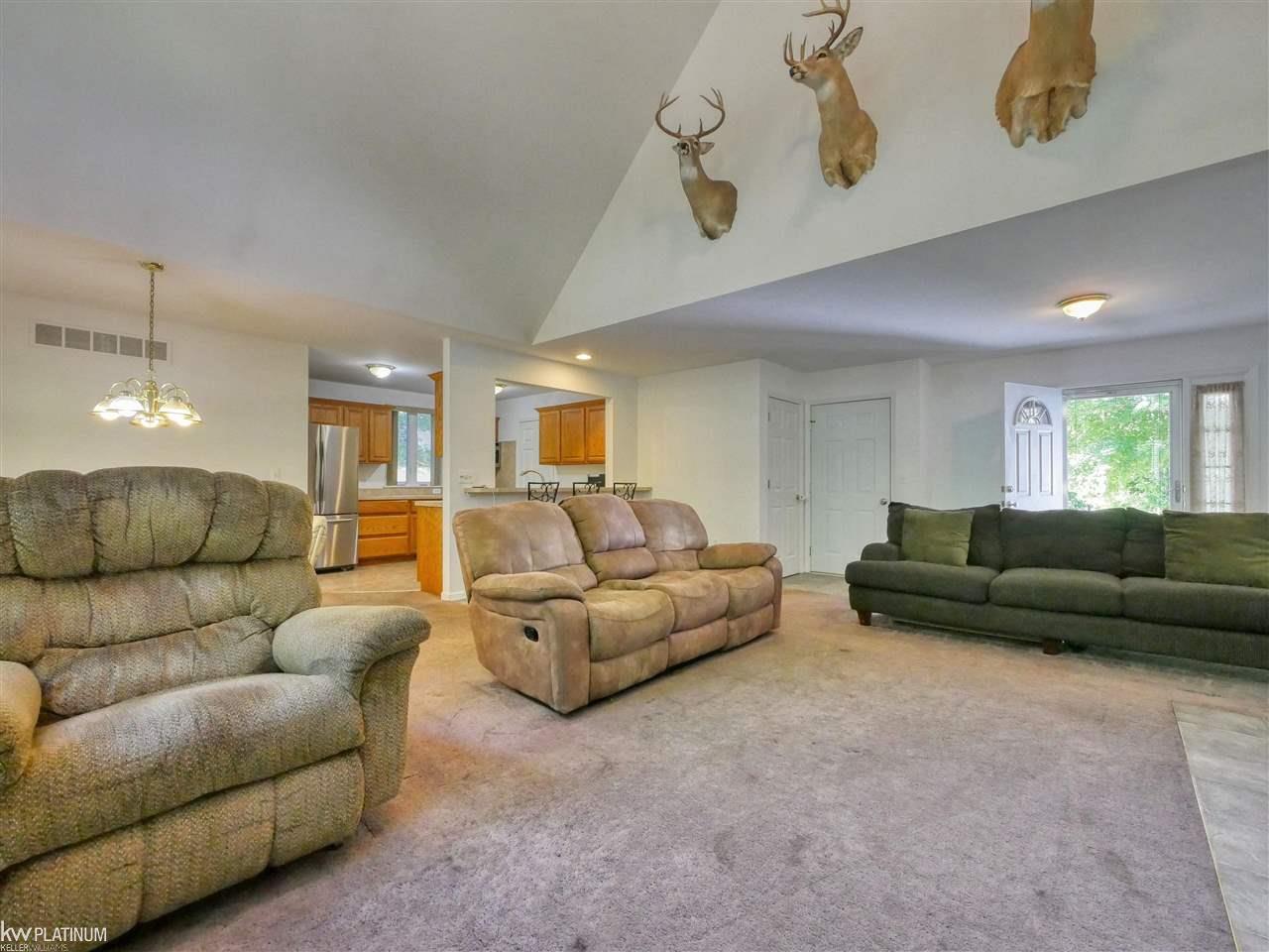 8538 Smiths Creek Road Goodells, MI 48027 - Photo 22 of 34 50085211-21.JPG