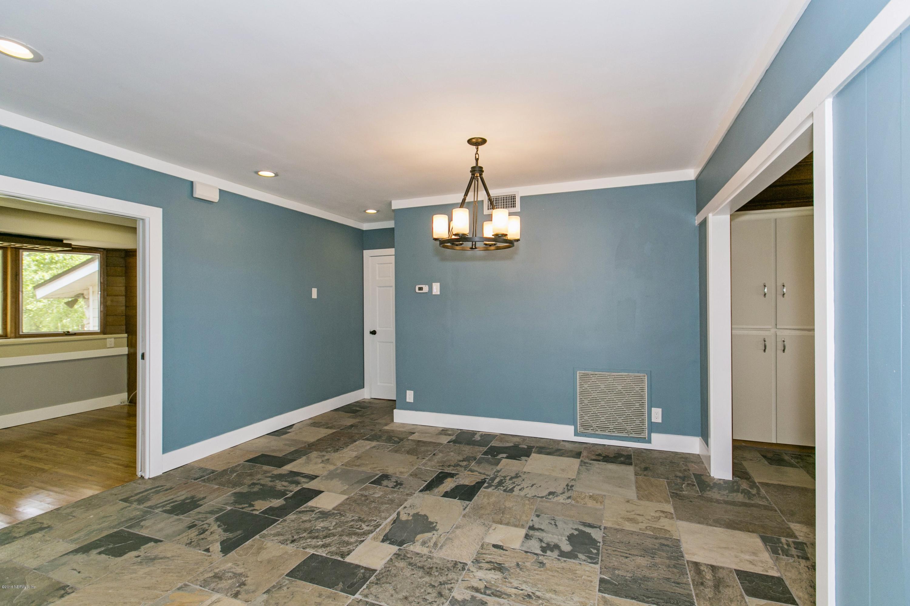 13131 Fort Caroline Road Jacksonville, FL 32225 - Photo 12 of 25 Dining Area