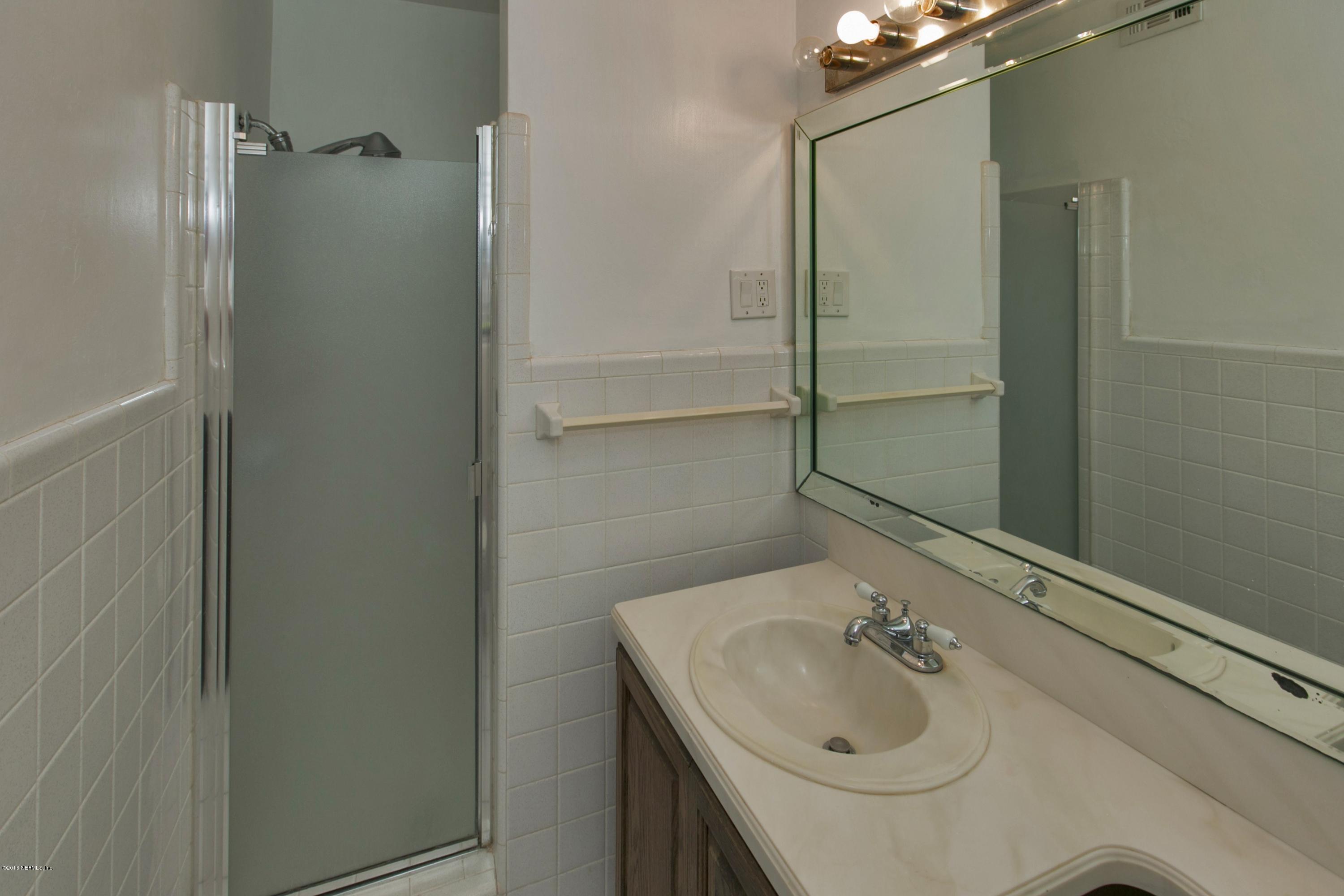 13131 Fort Caroline Road Jacksonville, FL 32225 - Photo 22 of 25 Bathroom
