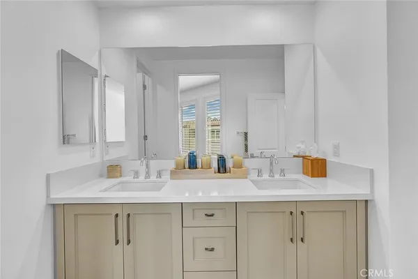 $1,119,000 | 1632 Doheny Way, Dana Point, CA 92629