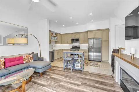 $1,185,000 | 1632 Doheny Way, Dana Point, CA 92629