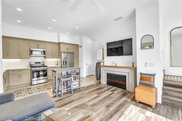 $1,119,000 | 1632 Doheny Way, Dana Point, CA 92629