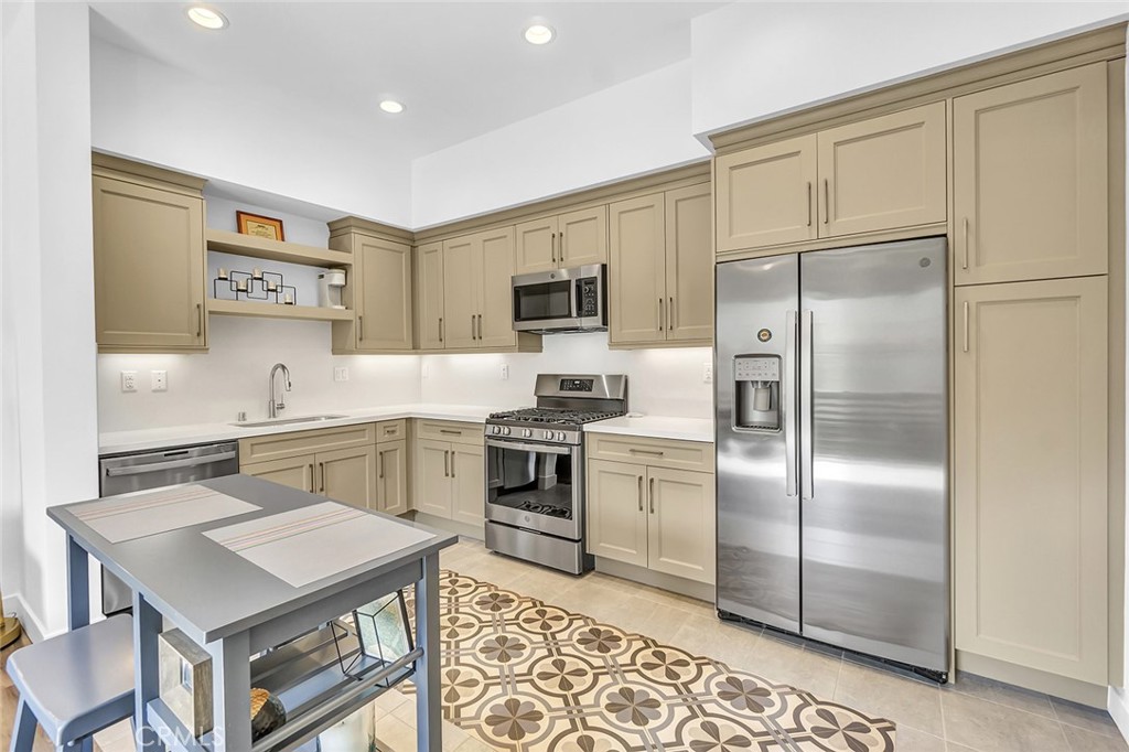 1632 Doheny Way Dana Point, CA 92629 - Photo 7 of 32