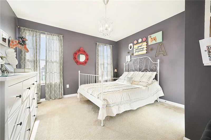 322 Maple Ridge Drive Canonsburg, PA 15317 - Photo 16 of 25 Gallery Image 16