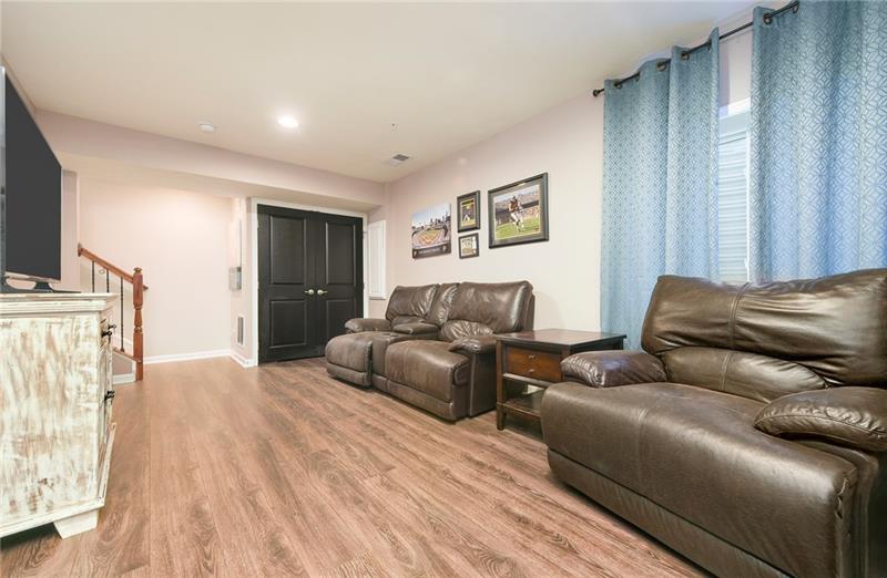 322 Maple Ridge Drive Canonsburg, PA 15317 - Photo 22 of 25 Gallery Image 22