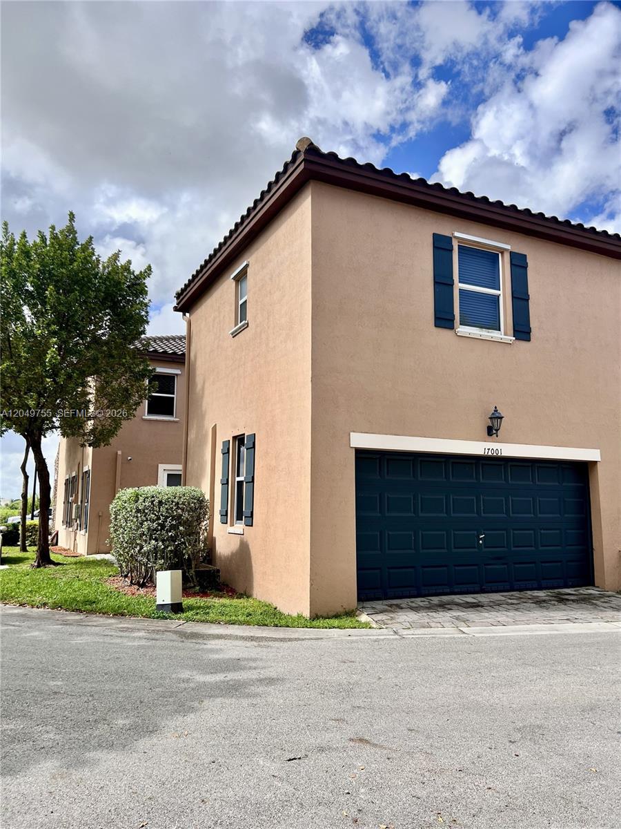 17001 Southwest 96th Street Miami, FL 33196 - Photo 2 of 17