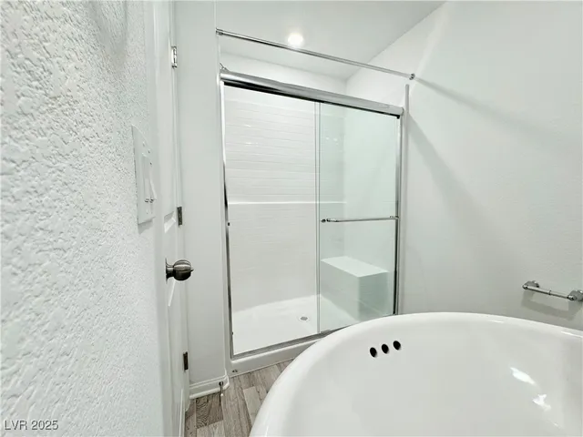 $2,350 | 6002 Swift Lariat Street, Las Vegas, NV 89113