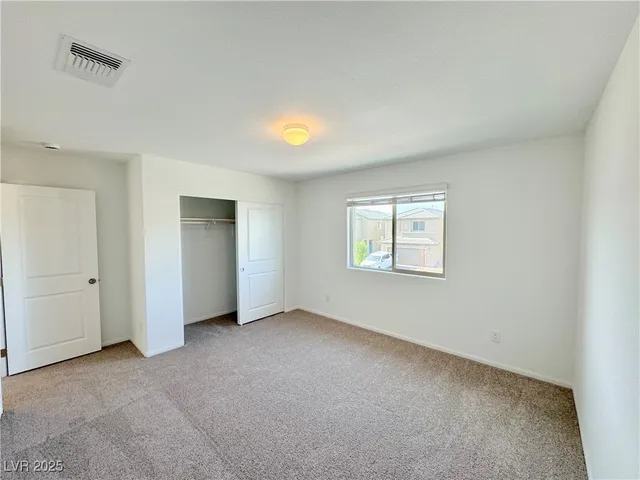 $2,350 | 6002 Swift Lariat Street, Las Vegas, NV 89113