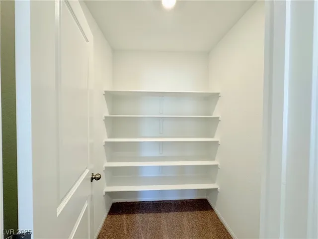 $2,350 | 6002 Swift Lariat Street, Las Vegas, NV 89113