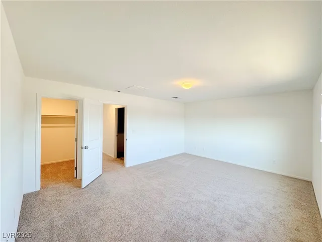 $2,350 | 6002 Swift Lariat Street, Las Vegas, NV 89113