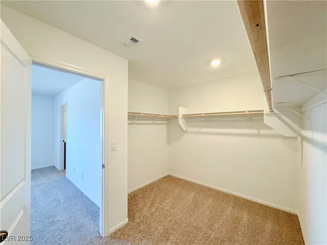 $2,350 | 6002 Swift Lariat Street, Las Vegas, NV 89113