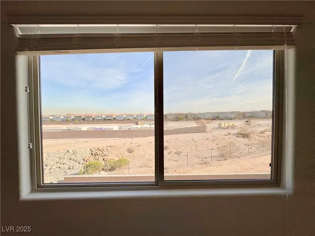 $2,350 | 6002 Swift Lariat Street, Las Vegas, NV 89113
