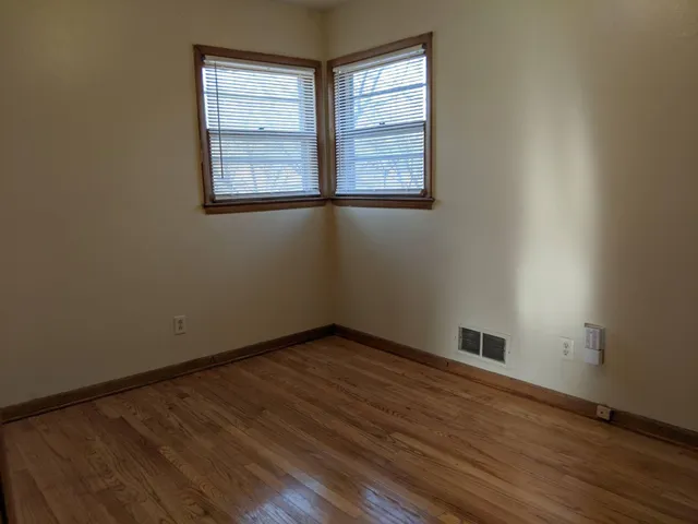 $1,100 | 5846 North 83rd Street, Unit UPPR, Milwaukee, WI 53218