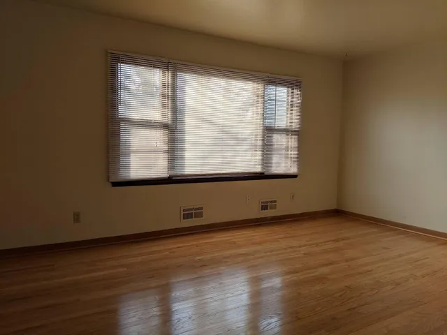 $1,100 | 5846 North 83rd Street, Unit UPPR, Milwaukee, WI 53218