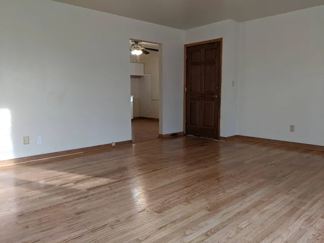 $1,100 | 5846 North 83rd Street, Unit UPPR, Milwaukee, WI 53218