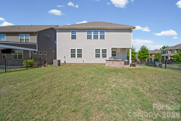 $630,000 | 7066 Hamilton Mill Drive, Waxhaw, NC 28173