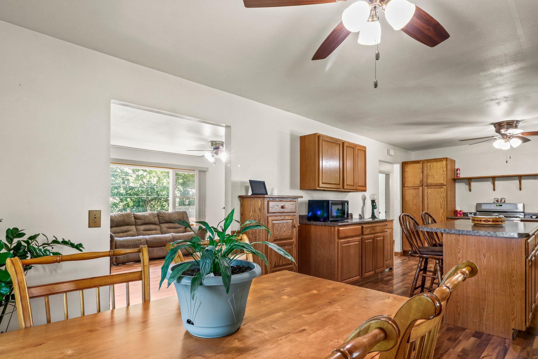 4990 Bultman Road Madison, WI 53704 - Photo 11 of 41