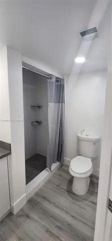 $2,000 | 8040 North Colony Circle, Unit 309, Tamarac, FL 33321