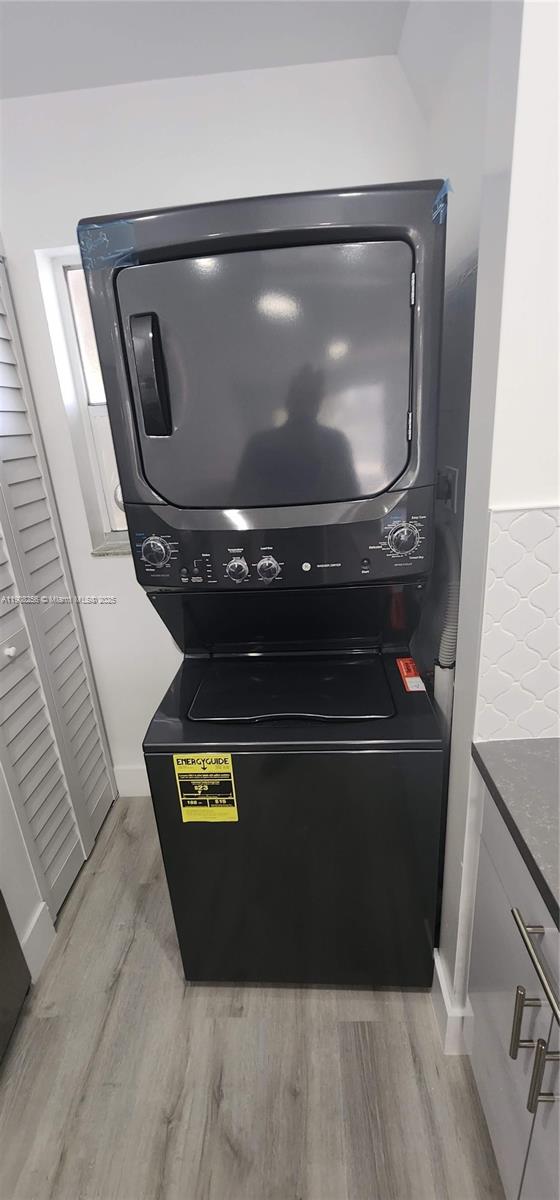 8040 North Colony Circle, Unit 309 Tamarac, FL 33321 - Photo 15 of 15 a view of washer and dryer