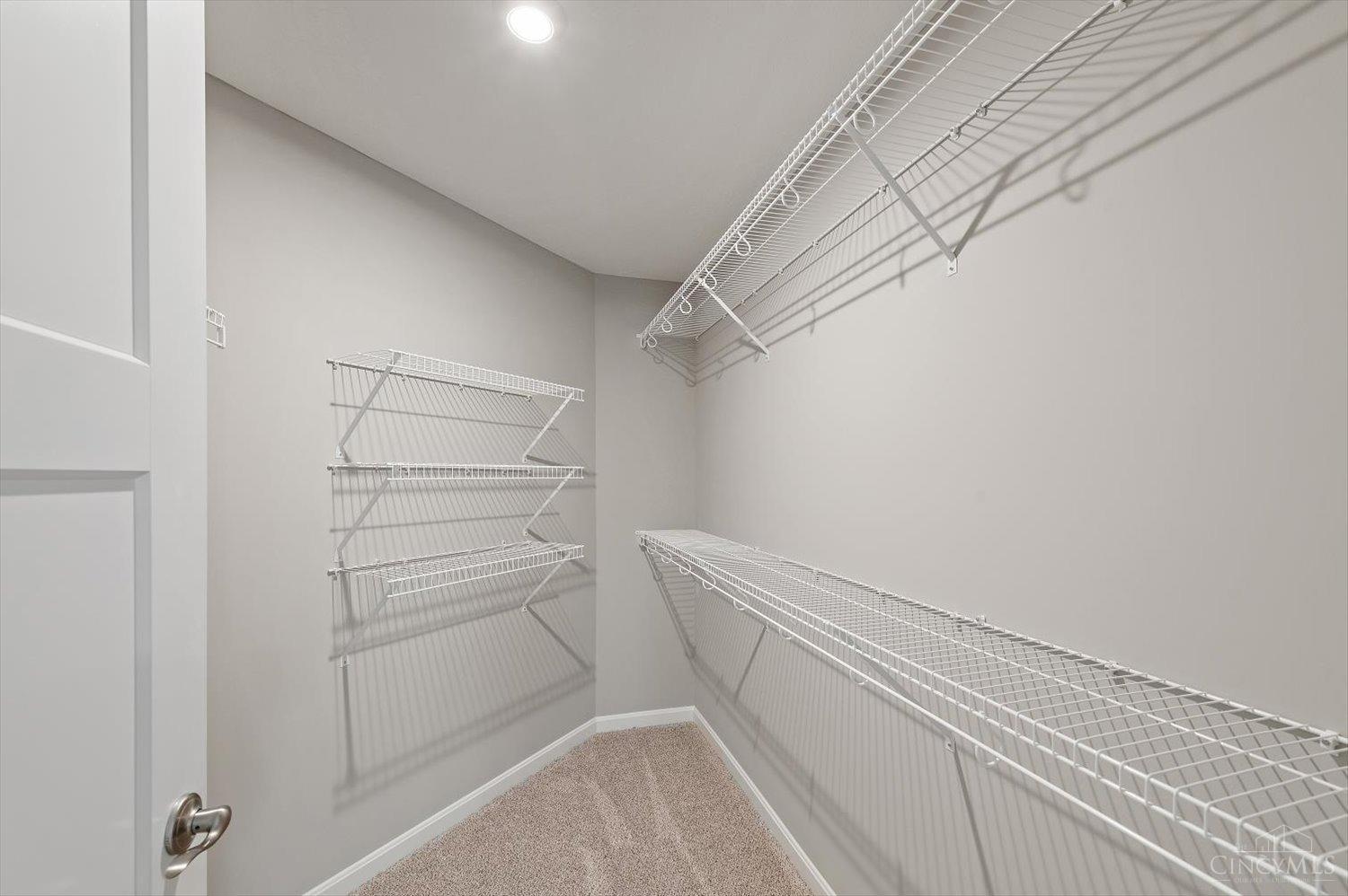 621 Tradition Ridge, Unit 80202 Cincinnati, OH 45245 - Photo 15 of 24 Gallery Image 15