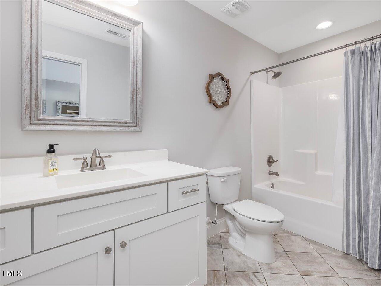 645 Pilot-Riley Road Zebulon, NC 27597 - Photo 19 of 26 52-Hall Bath