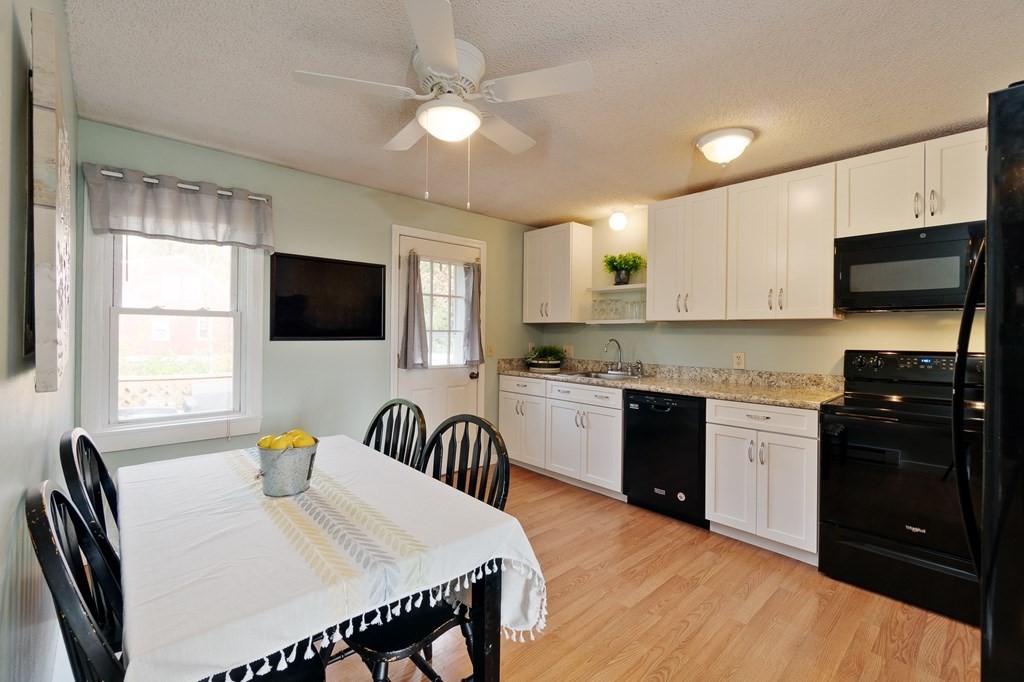 236 Burlingame Road, Unit E Charlton, MA 01507 - Photo 3 of 31 Gallery Image 3