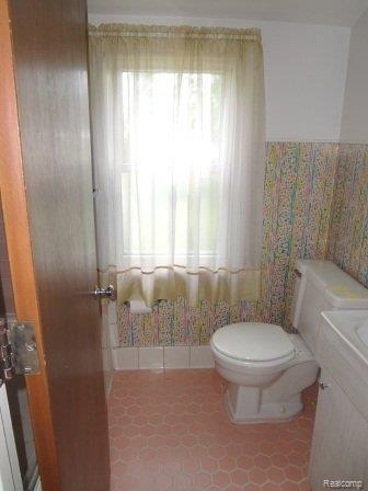 1625 Hawthorne Road Grosse Pointe, MI 48236 - Photo 8 of 14 2ndfullbath
