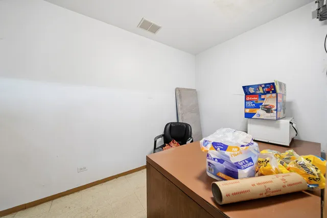 $559,000 | 5230 West Belmont Avenue, Chicago, IL 60641