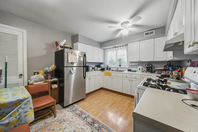 $559,000 | 5230 West Belmont Avenue, Chicago, IL 60641