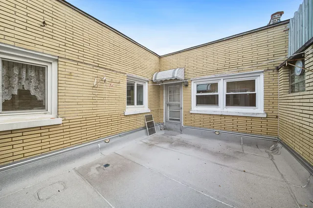 $559,000 | 5230 West Belmont Avenue, Chicago, IL 60641