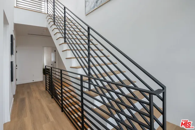 $8,000 | 2003 1/2 West Bellevue Avenue, Los Angeles, CA 90026