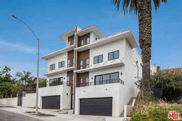 $8,000 | 2003 1/2 West Bellevue Avenue, Los Angeles, CA 90026