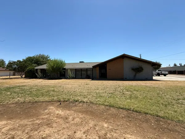 $749,000 | 9375 East Bullard Avenue, Clovis, CA 93619