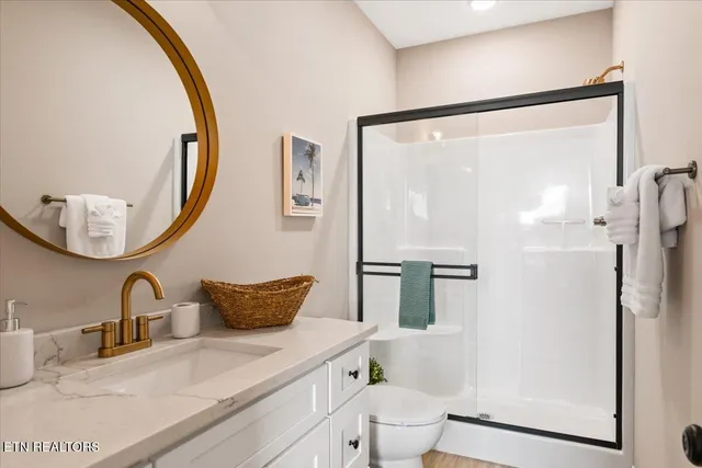 $209,000 | 118 East Hbr Vw Lane, Unit B, La Follette, TN 37766