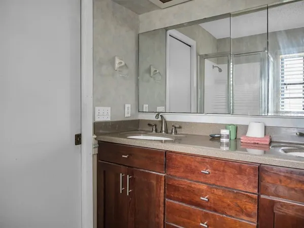 $395,000 | 135 Ashley Lake Drive, Melrose, FL 32666