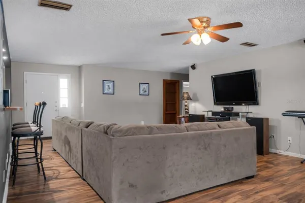 $395,000 | 135 Ashley Lake Drive, Melrose, FL 32666