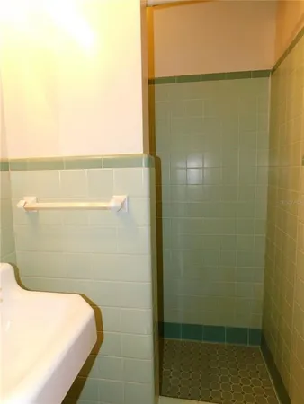 $1,475 | 548 Northeast 5 Avenue, Gainesville, FL 32601